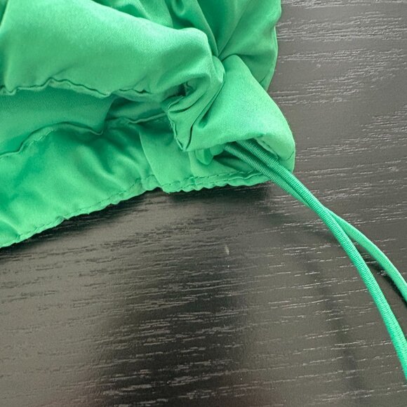 Forever 21 PANTONE Puffer Vest Size Large Neon Green EUC - Picture 7 of 8